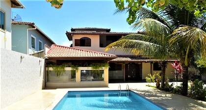 APPARTEMENT PRIVĂ: LINEAR MAISON AVEC PISCINE SUR L'ATLANTIQUE.