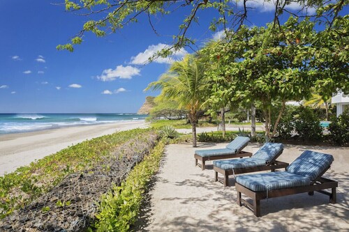 Mi Casa Soñada (Spacious Beachfront House)