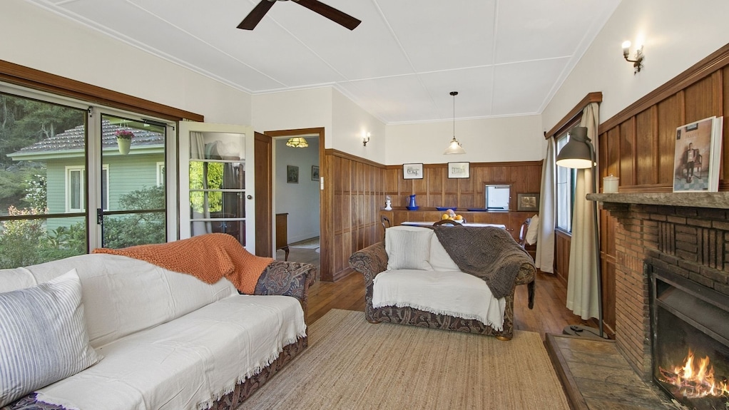 Gowan Ross Cottage - A Secluded, Serene Escape. Specials On Now ! - Sydney