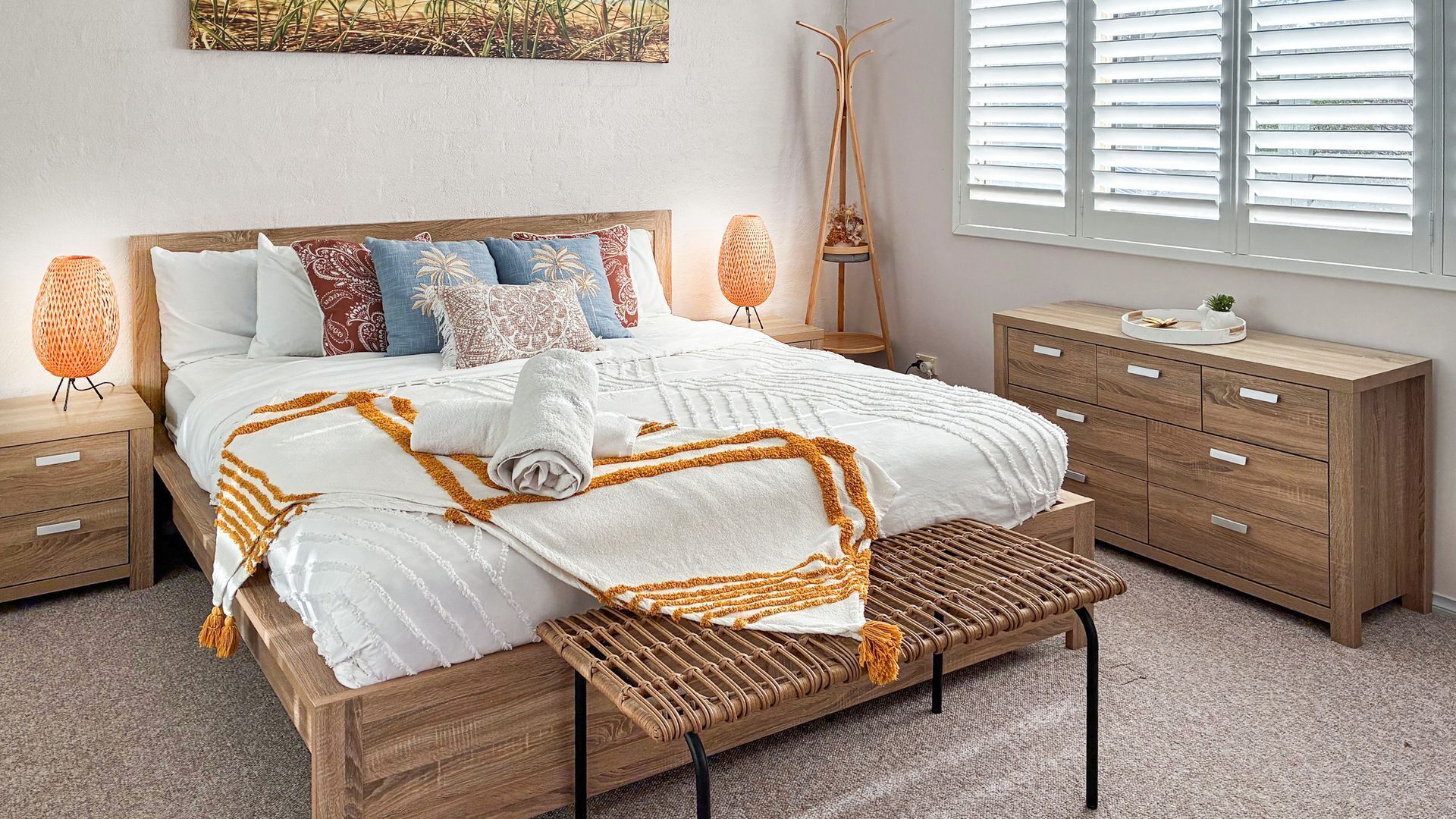 3 bedrooms, iron/ironing board, travel cot, free WiFi