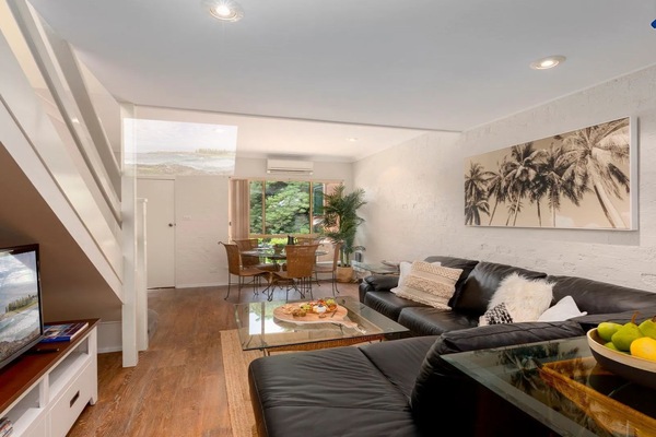 Tehidy Townhouse | Lounge Room