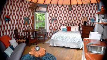 Lit parapluie, draps fournis