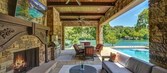 Above Elite I Sand Volleyball | Lake Austin | PickleBall I Pool