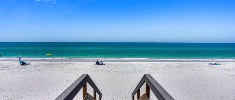 PĂ„ stranden