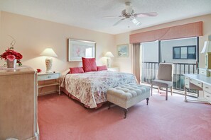 2 bedrooms, iron/ironing board, free WiFi, bed sheets - Land's End 401 building 8 Private Balcony with awesome views| Beachfront! (Treasure Island)