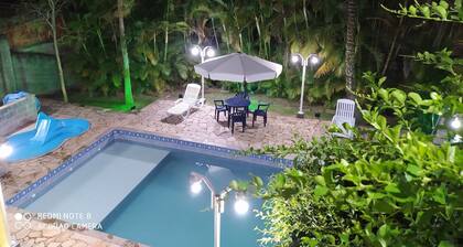 HIGH STANDARD HOUSE WITH CABLE TV - INTERNET - SWIMMING POOL - GOURMET SPACE