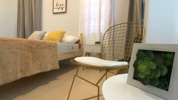 4 bedrooms, iron/ironing board