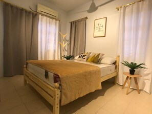 4 bedrooms, iron/ironing board