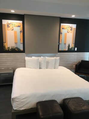 3 bedrooms, iron/ironing board, travel cot, WiFi - Miami Beach 3BD Luxury Condo Suite (201) (Miami Beach)