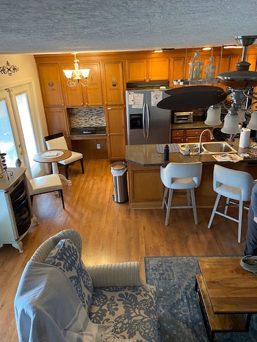 Rough River Lake House at Cedar Cove