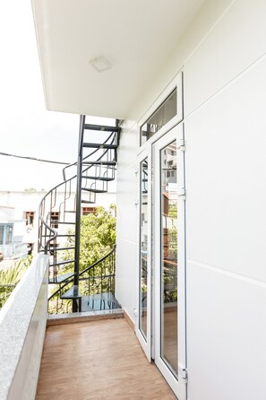 تفاصيل الفندق من الخارج