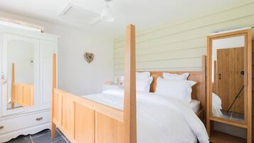 1 bedroom, Internet, bed sheets