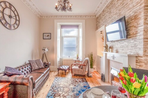 Clyde View Apartment 🏴