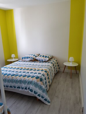 2 habitaciones, tabla de planchar con plancha y wifi gratis 