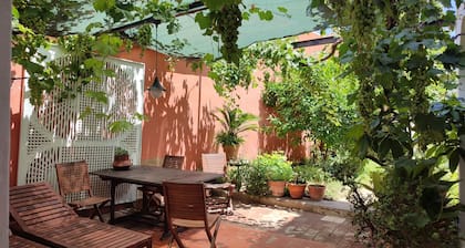 Quiete Traditional House with Private Garden in the Heart of the Old Town Tavira