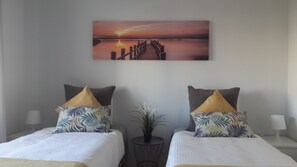 2 soverom, strykejern/-brett, wi-fi og sengetøy