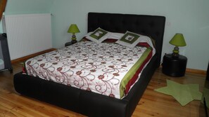 3 habitaciones, tabla de planchar con plancha y wifi gratis 