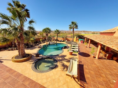Dream villa with private tennis court & heated pool & children’s play area 