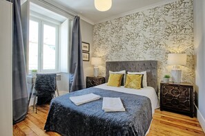 5 chambres, bureau, fer et planche à repasser, Wi-Fi