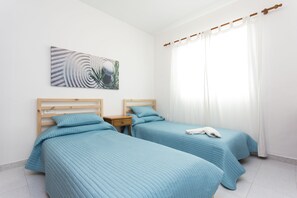 3 bedrooms, iron/ironing board, travel cot, free WiFi