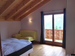 3 bedrooms, WiFi