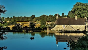 Sisäuima-allas, lämmitetty uima-allas