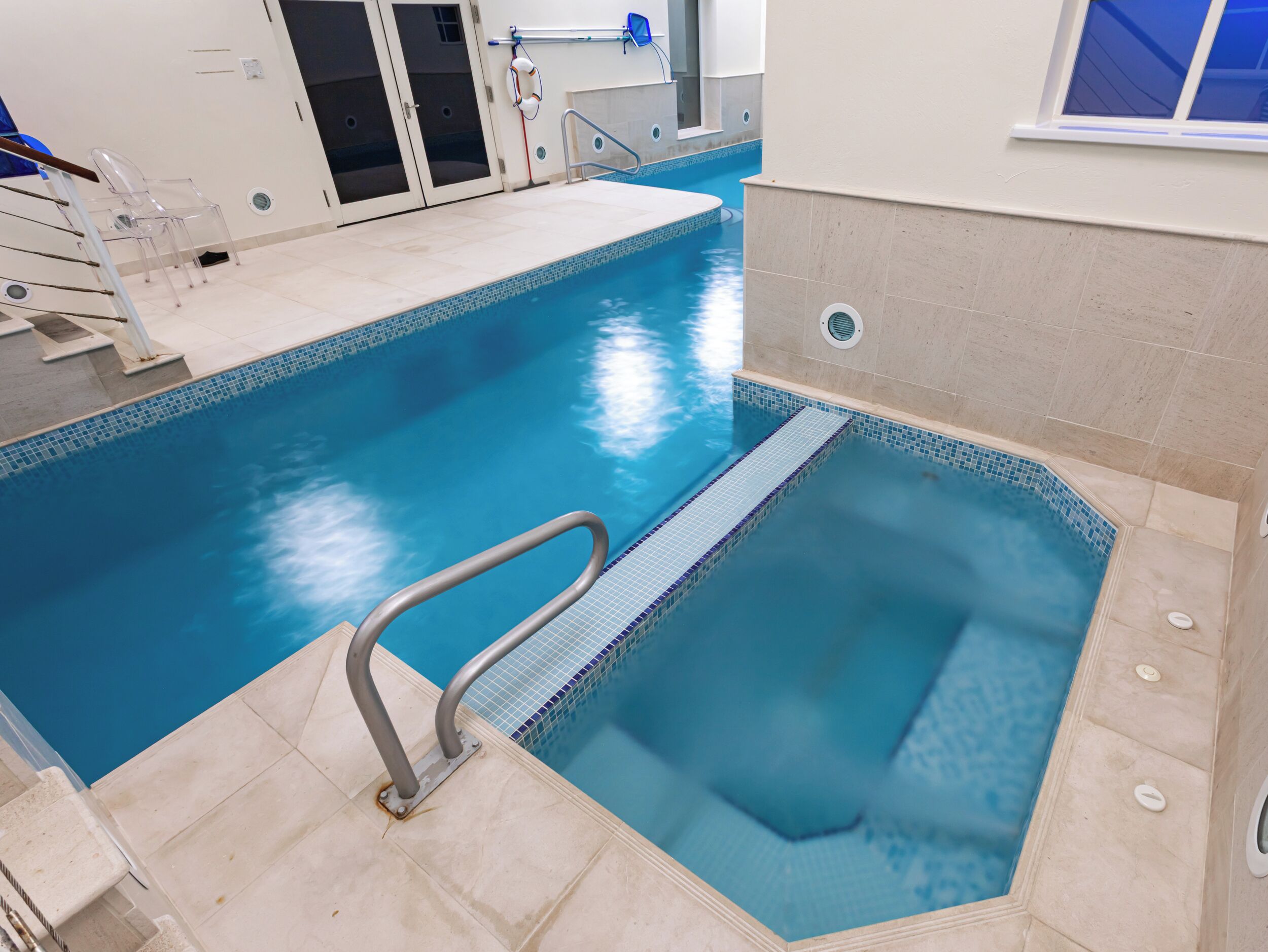 Piscine couverte, piscine chauffée