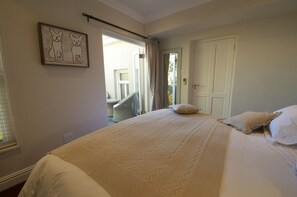 3 chambres, fer et planche à repasser, accès au Wi-Fi (inclus)