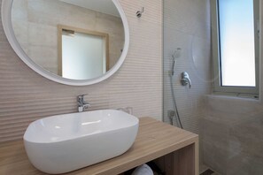 Hair dryer, towels