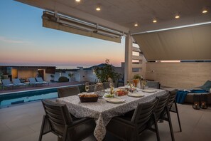 Outdoor dining - Luxury Villa Cinderella with Swimming Pool (Primošten)