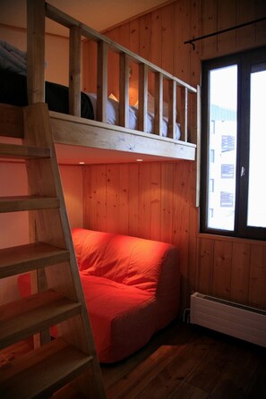 2 Schlafzimmer, Bügeleisen/Bügelbrett, kostenloses WLAN, Bettwäsche