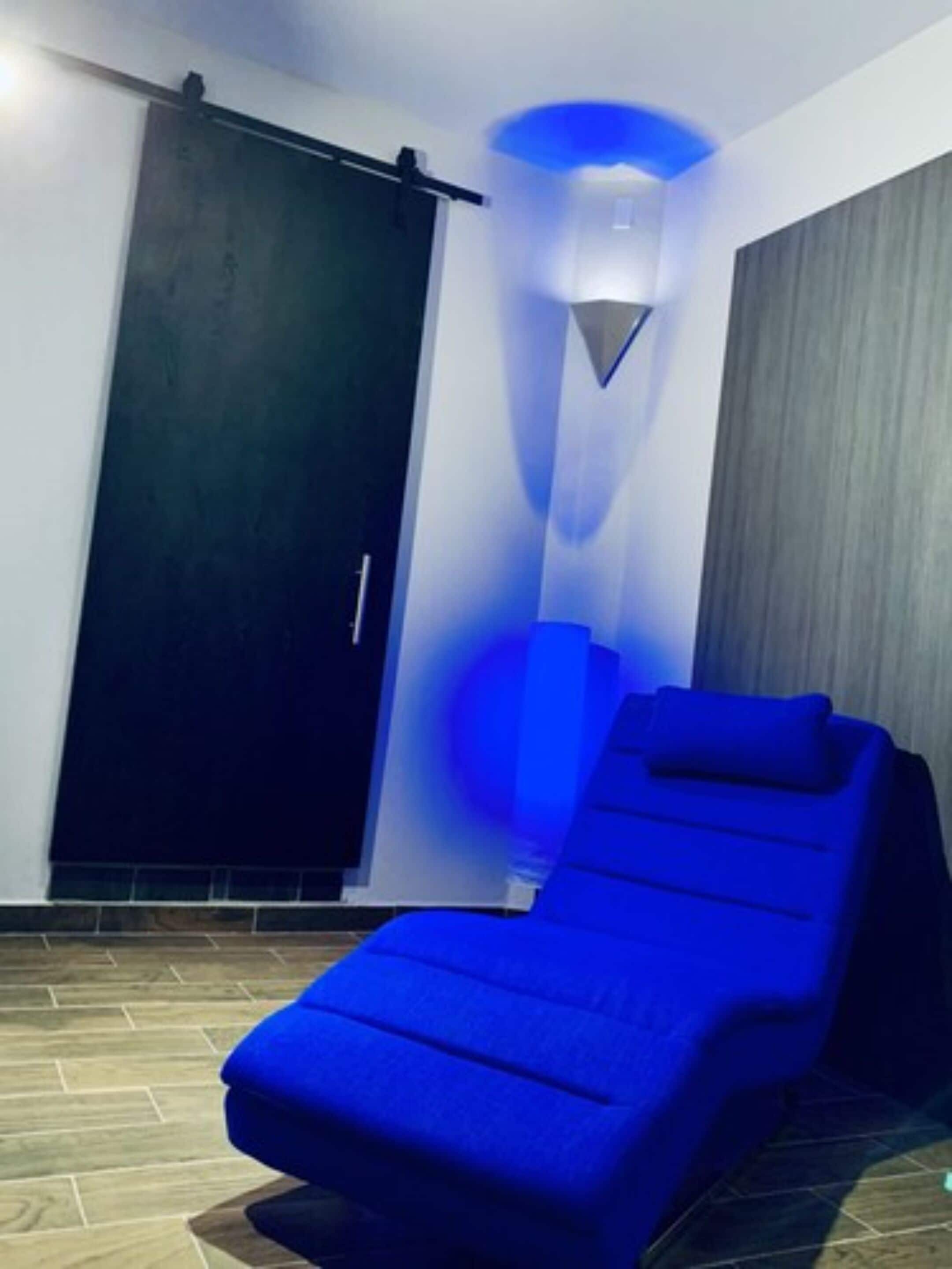 Premium Apartment, 1 Queen Bed, Non Smoking | Bathroom amenities | Shower, rainfall showerhead, free toiletries, hair dryer