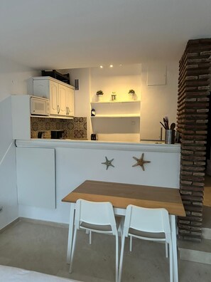 Private kitchen - Paraíso Golden Mille- Estepona Studio (Estepona)