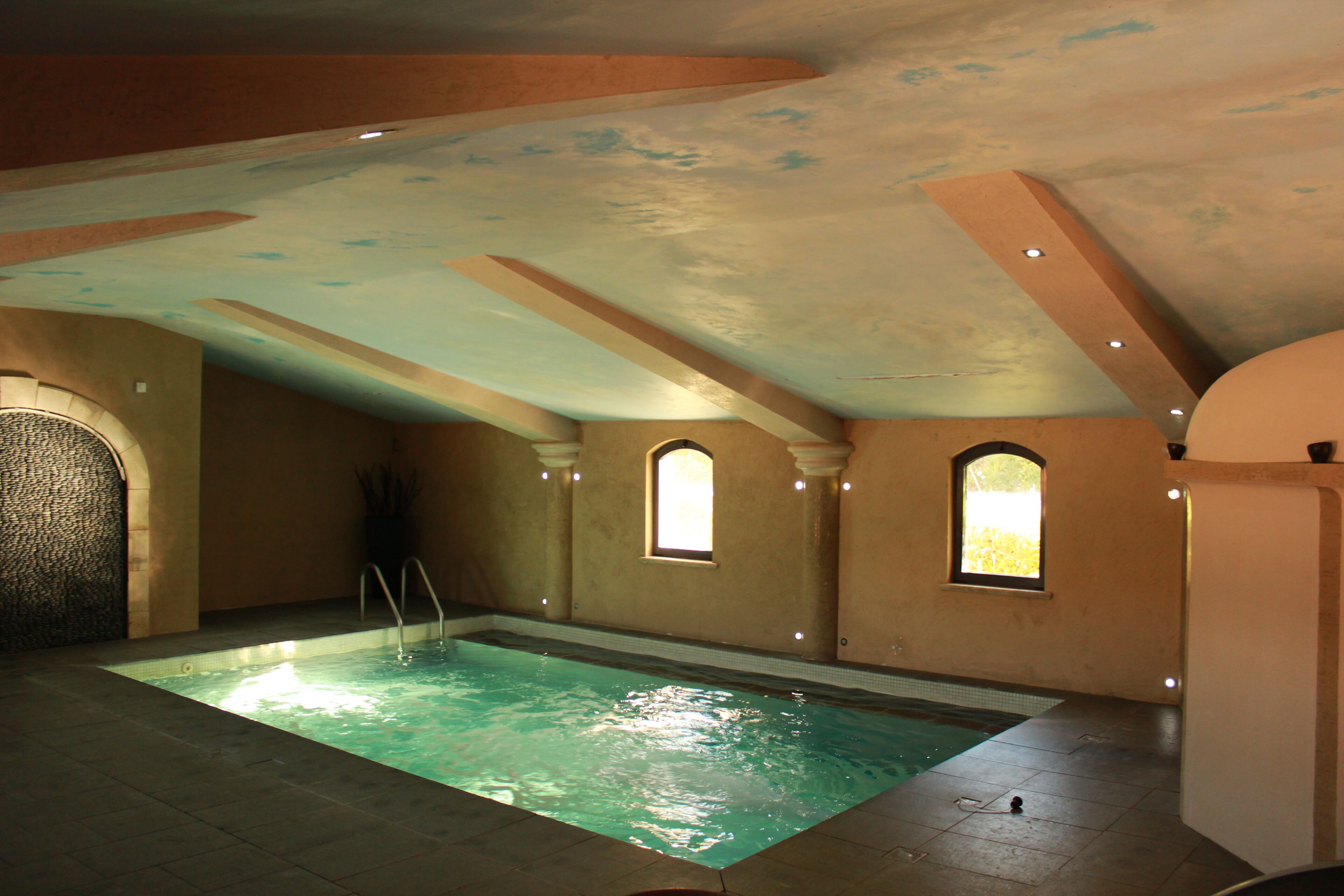 Indoor pool, outdoor pool