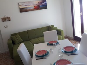 Dining - Holiday flat with amazing view (Moneglia)
