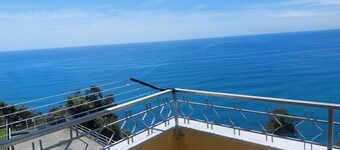 Holiday flat with amazing view