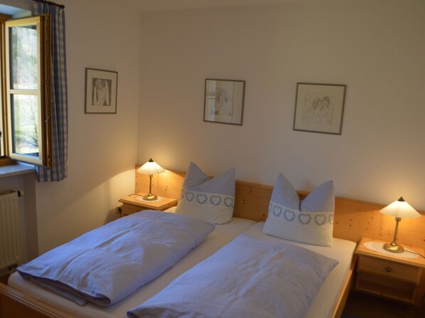 2 Schlafzimmer, Internetzugang, Bettwäsche