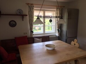 Ferienwohnung 66 m², 2-4 Personen, 2 Schlafzimmer, Wohnküche, Bad/WC, Terrasse-Sitzecke