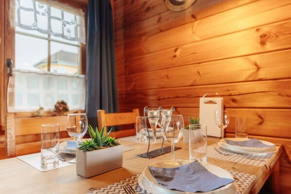 تناول الطعام