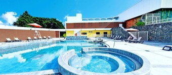 Lecres St Ange Elie Gites with Spa