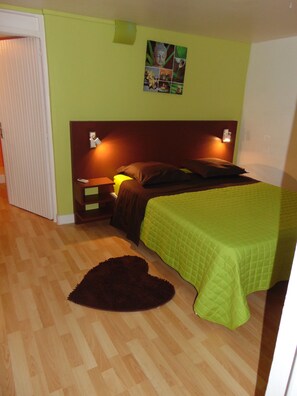 1 Schlafzimmer, Bügeleisen/Bügelbrett, kostenloses WLAN, Bettwäsche