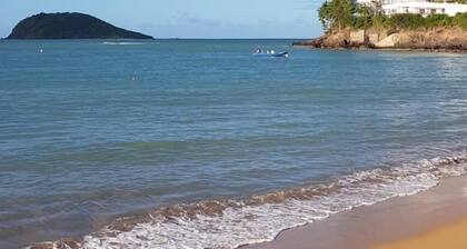 Charmanter Bungalow zwischen Meer und Bergen