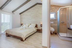 3 Schlafzimmer, Bügeleisen/Bügelbrett, WLAN, Bettwäsche
