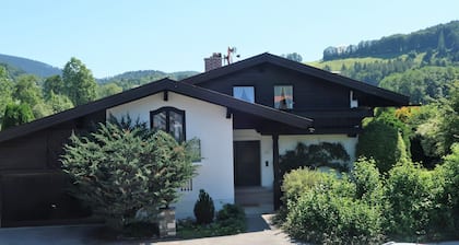 Ferienwohnung 55 qm, Balkon, Küche extra, 2 Schlafzimmer, max 3 Pers - WLAN