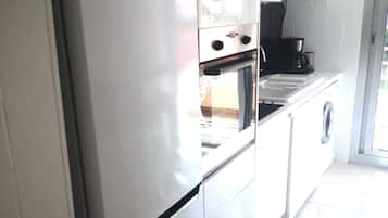 Macchina per tè/caffè, frigorifero, microonde, forno