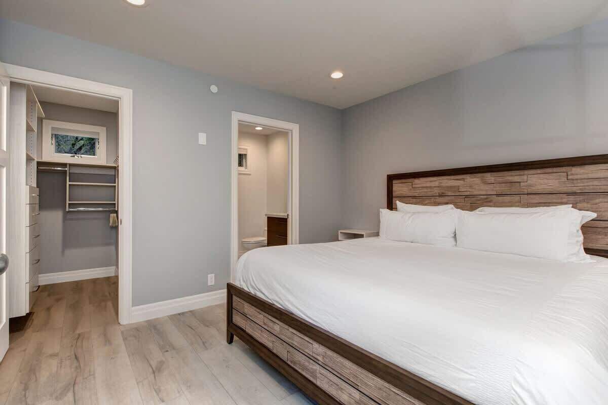 5 dormitorios, tabla de planchar con plancha, wifi gratis y ropa de cama