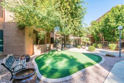 2 Bedroom 2 Bath in Luxurious setting