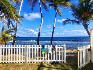 Property grounds - Cozy Beachfront Home in Patillas-Private Pool & Stunning Ocean Views-Sleeps 8 (patillas)