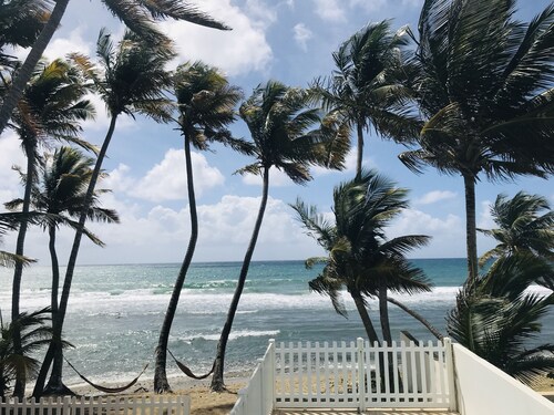 Front de mer, piscine privée et vue imprenable sur l'océan! 