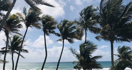 Front de mer, piscine privée et vue imprenable sur l'océan!